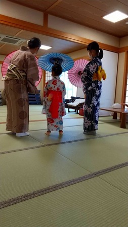 ８月27日ゆかたで日本舞踊教室３.jpg